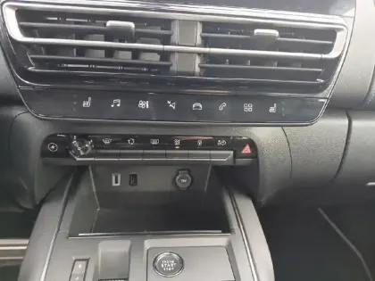 Photo 20 Citroën C5 aircross  Hybride Rechargeable 225 e-EAT8 Shine