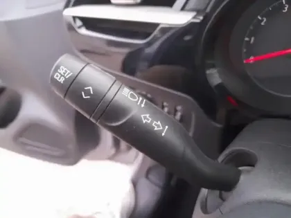 Photo 16 Opel Corsa  1.2 Turbo 100 ch BVM6 Edition