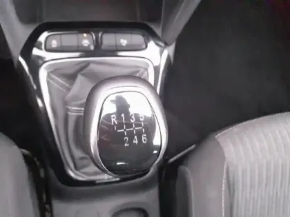 Photo 23 Opel Corsa  1.2 Turbo 100 ch BVM6 Edition