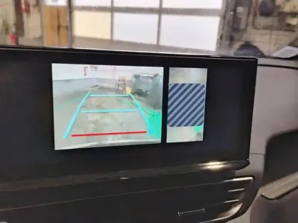 Photo 25 Peugeot 3008  Hybrid4 300 e-EAT8 GT