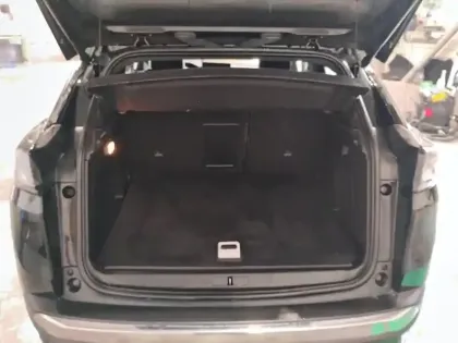 Photo 7 Peugeot 3008  Hybrid4 300 e-EAT8 GT