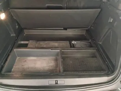 Photo 26 Peugeot 3008  Hybrid4 300 e-EAT8 GT