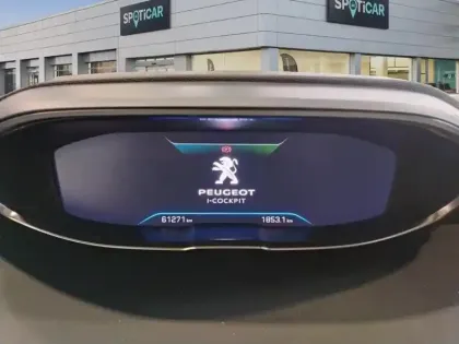 Photo 20 Peugeot 3008  Hybrid4 300 e-EAT8 GT