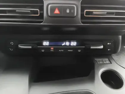 Photo 12 Citroën Berlingo Gén. III Ph1 NG Shine 5