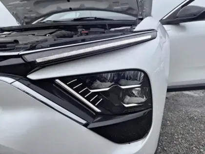 Photo 13 Citroën C5  X PureTech 130 S&S EAT8 Shine