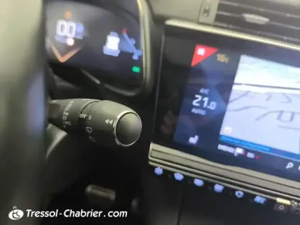 Photo 17 DS DS 7 Gén. I Ph1 Grand Chic 5