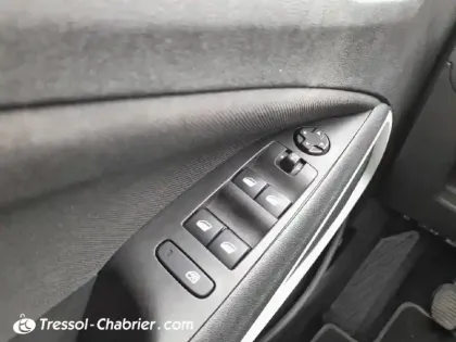 Photo 19 Opel Crossland X  1.2 Turbo 110 ch Opel 2020