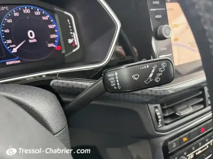 Photo 17 Volkswagen T-cross  1.0 TSI 115 Start/Stop BVM6 Carat