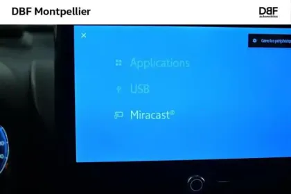 Photo 8 Toyota Yaris HYBRIDE 130h AWD-i Premiere