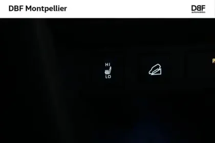 Photo 9 Toyota Yaris HYBRIDE 130h AWD-i Premiere