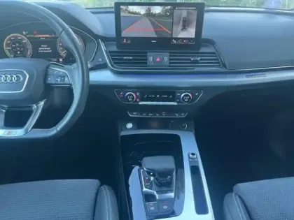 Photo 9 Audi Q5 50 TFSIe 299 S tronic 7 Quattro S line