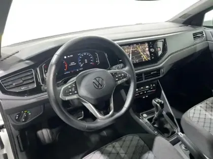 Photo 8 Volkswagen Taigo 1.0 TSI 116 DSG7 R-Line Edition