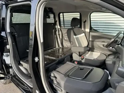 Photo 19 Citroën Berlingo Gén. III Ph2 MAX 5