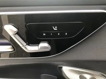 Photo 17 Mercedes Classe GLC GLC II 300 E HYBRID EQ 4MATIC 