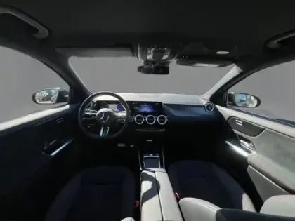 Photo 11 Mercedes EQA 250+