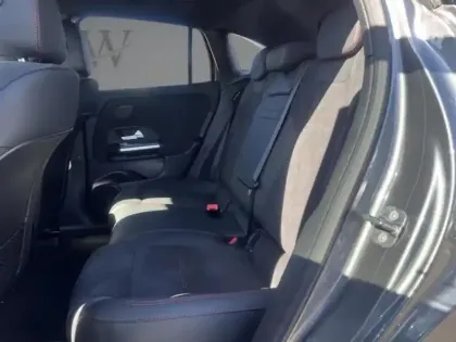 Photo 19 Mercedes EQA 250+