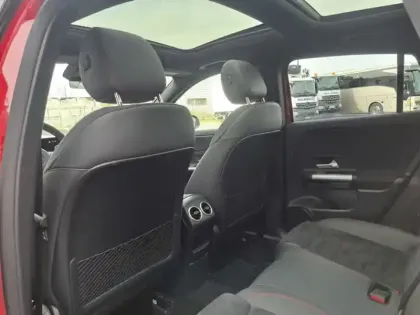 Photo 11 Mercedes GLA 200 d AMG Line