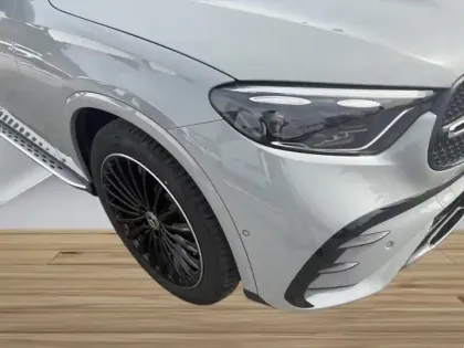 Photo 28 Mercedes Classe GLC GLC 220 d 4MATIC AMG Line