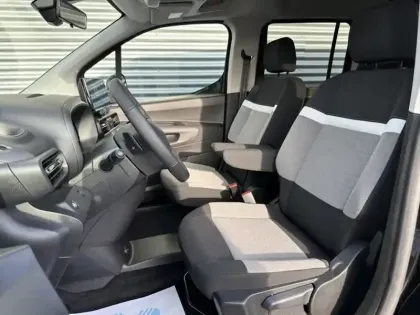 Photo 10 Citroën Berlingo 1.5L 130ch EAT8 M