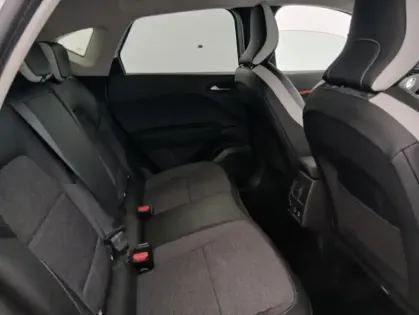 Photo 14 Renault Captur E-Tech 145 - 21 Intens