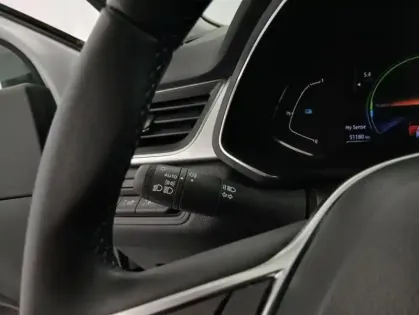 Photo 25 Renault Captur E-Tech 145 - 21 Intens