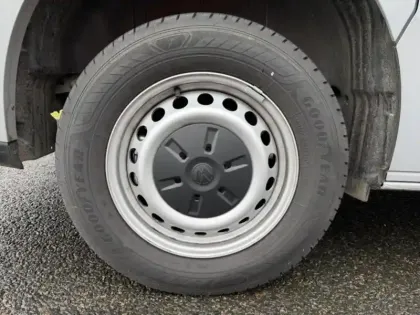 Photo 6 Volkswagen Transporter  Fg Van L1 2.0 TDI 150ch Business