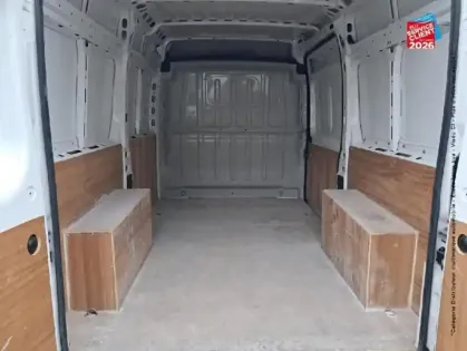 Photo 13 Peugeot Boxer  Fg 333 L2H2 2.2 BlueHDi S&S 120ch Premium