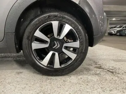 Photo 8 Citroën C3  1.2 PureTech 110ch S&S C-Series 124g