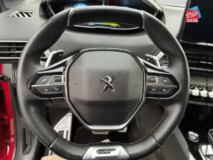 Photo 26 Peugeot 3008  HYBRID 225ch GT e-EAT8