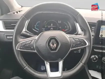 Photo 11 Renault Captur  1.6 E-Tech hybride 145ch Intens -21 Camera GPS