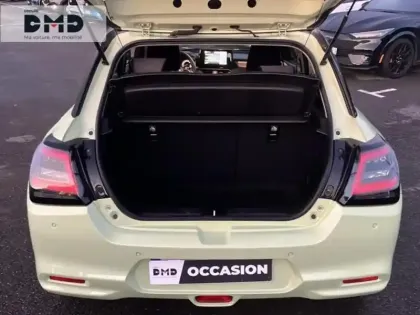 Photo 11 Suzuki Swift  1.2 Hybrid 83ch Privilège Auto