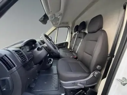 Photo 10 Peugeot Boxer Gén. II Ph4 Base 4