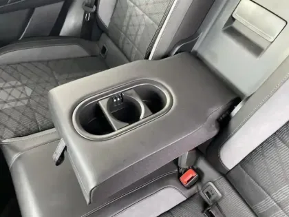 Photo 14 Volkswagen T-roc  1.5 TSI Evo2 150ch R-Line Edition DSG7