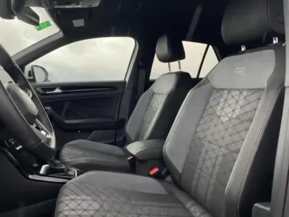 Photo 11 Volkswagen T-roc  1.5 TSI Evo2 150ch R-Line Edition DSG7