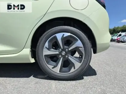 Photo 12 Suzuki Swift  1.2 Hybrid 83ch Pack