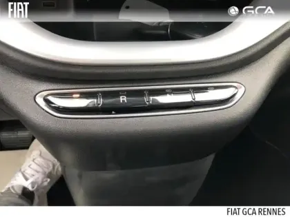 Photo 10 Fiat 500  3+1 e 118ch Icône