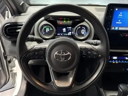 Photo 5 Toyota Yaris  Cross 116h Design MY22