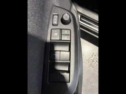 Photo 13 Toyota Yaris  Cross 116h Design MY22