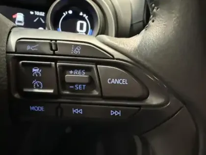 Photo 6 Toyota Yaris  Cross 116h Design MY22