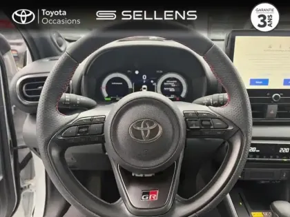 Photo 8 Toyota Yaris  130h GR Sport 5p MY25