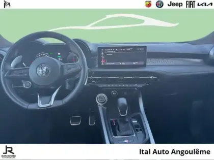 Photo 7 Alfa Romeo Tonale  1.3 PHEV 190ch Sprint AT6 e-Q4