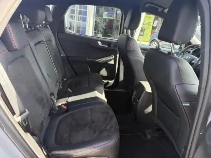 Photo 11 Ford Kuga  2.5 Duratec 190ch FHEV E85 Graphite Tech Edition BVA