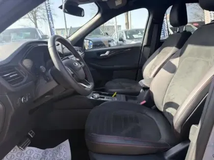 Photo 9 Ford Kuga  2.5 Duratec 190ch FHEV E85 Graphite Tech Edition BVA