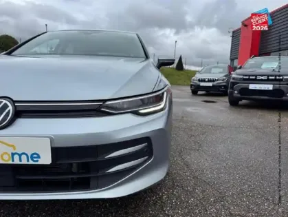 Photo 12 Volkswagen Golf  1.5 eTSI EVO2 116ch Life Plus DSG7