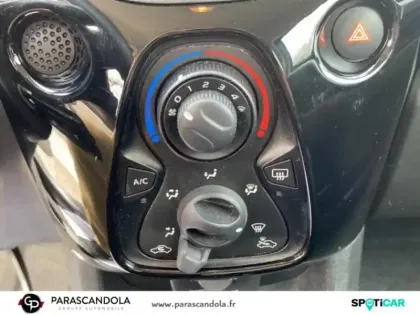 Photo 13 Citroën C1  VTi 72 Feel 3p