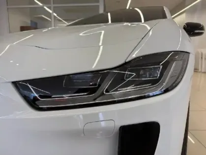 Photo 12 Jaguar I-Pace  EV400 SE AWD 13cv