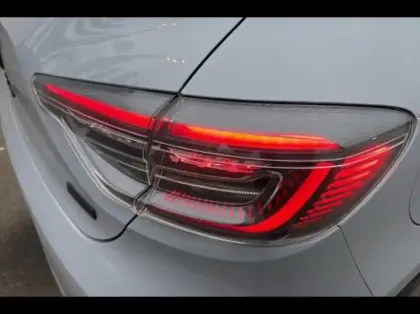 Photo 13 Renault Clio  1.6 E-Tech 145ch full hybrid esprit Alpine - 24