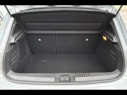 Photo 11 Renault Clio  1.6 E-Tech 145ch full hybrid esprit Alpine - 24