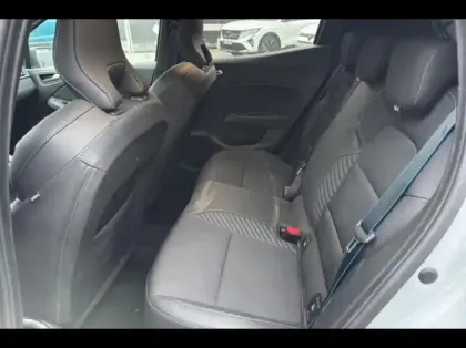 Photo 10 Renault Clio  1.6 E-Tech 145ch full hybrid esprit Alpine - 24