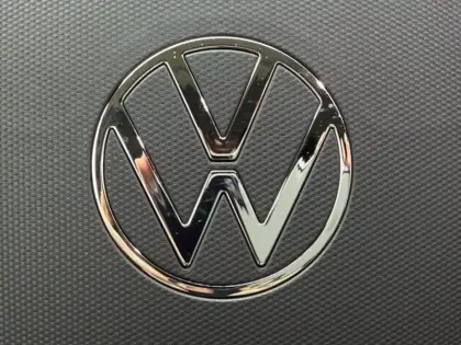 Photo 5 Volkswagen Crafter  Fg 35 L3H3 2.0 TDI 140ch Business Traction BVA8